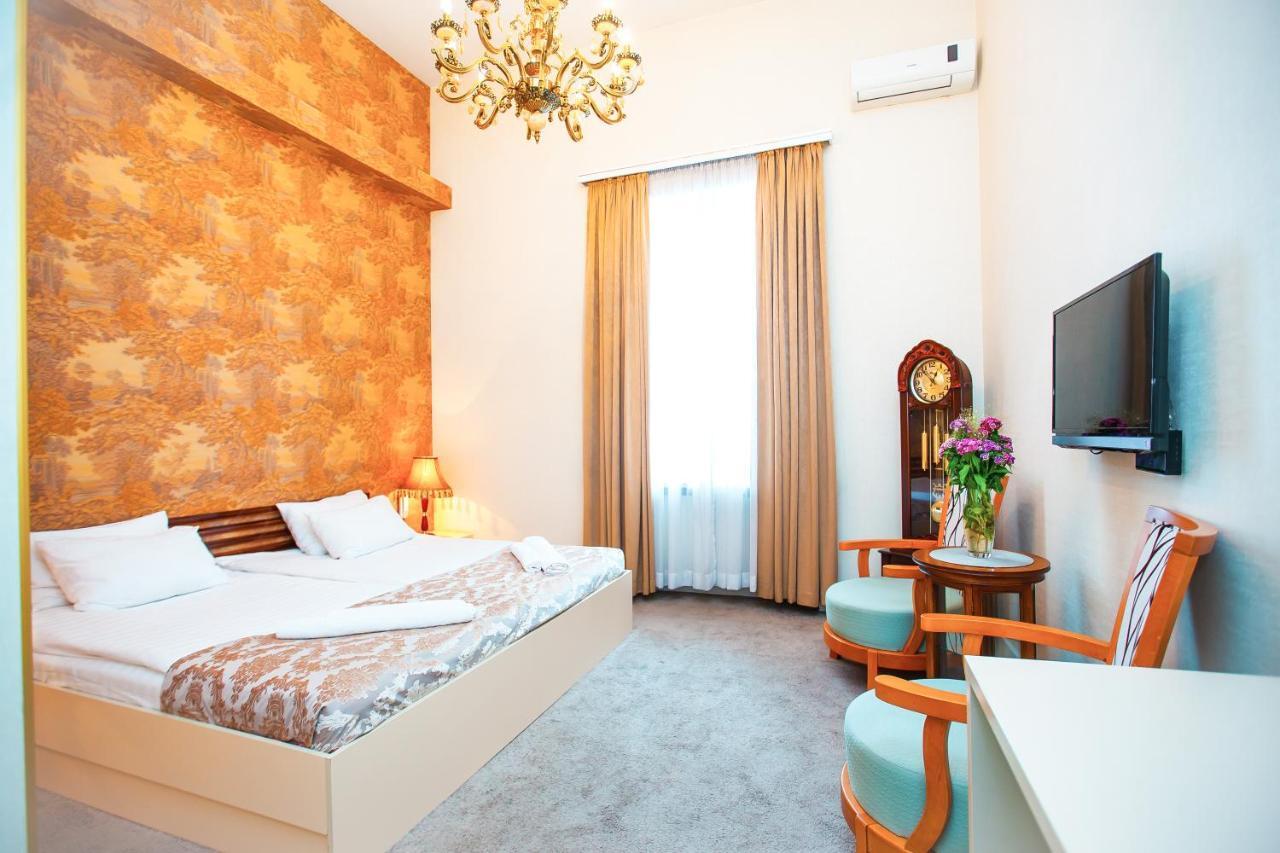 Rustaveli Hotel Tbilisi Exteriör bild